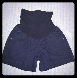 BNWT Black Maternity Shorts